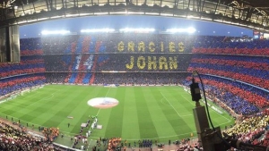 curaciones milagrosas Camp-Nou-Cruyff-Gracias-Johan_